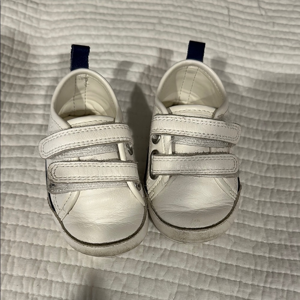 Janie and Jack Baby Velcro White Sneakers 6-12 mo